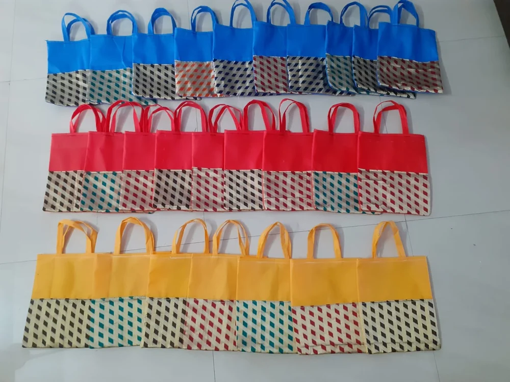 Non Woven Small Thamboolam Bag